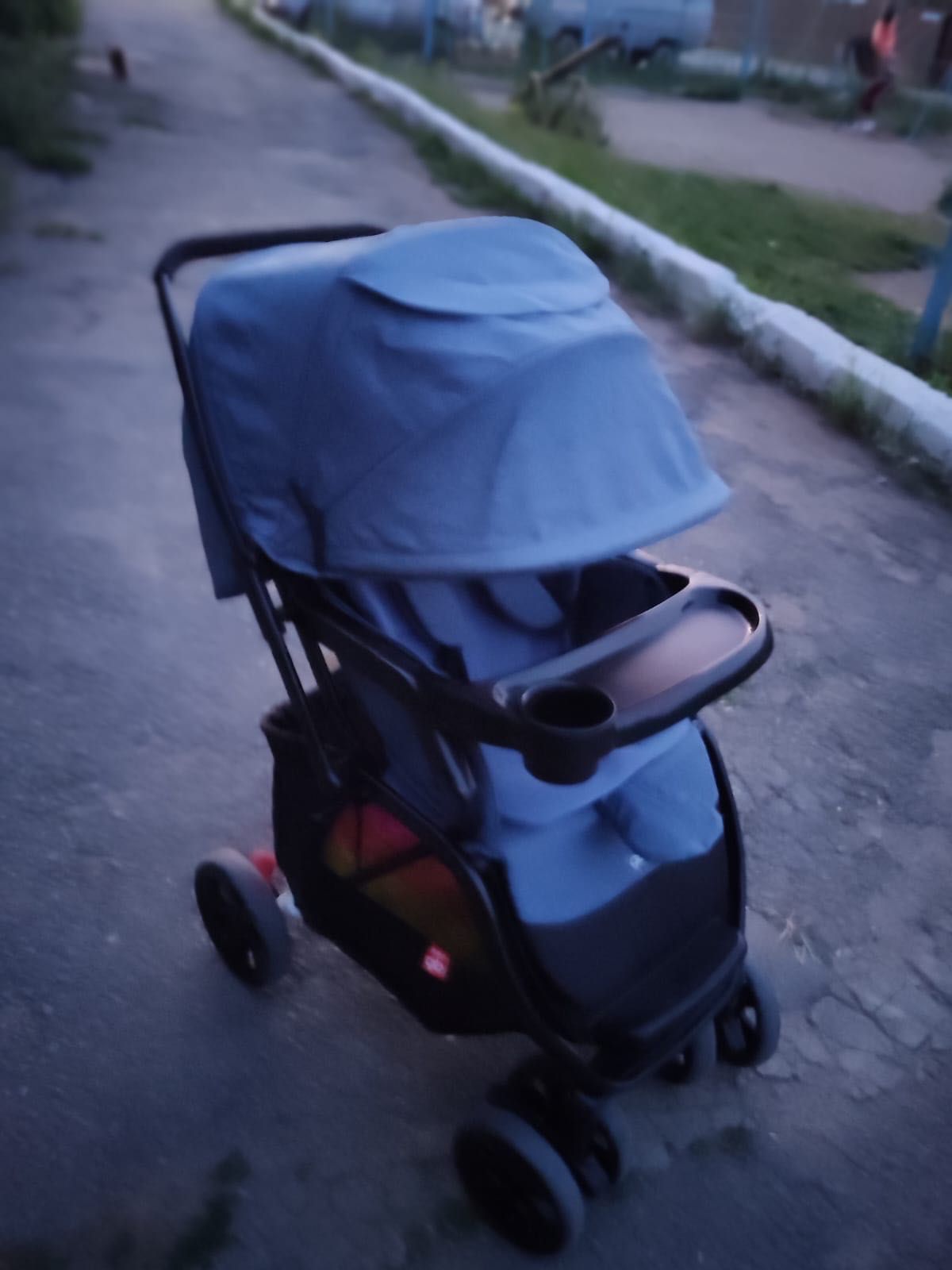 Продам коляску демисезонная