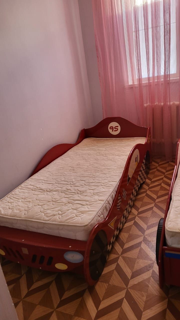 Шкаф кровать 2  штук