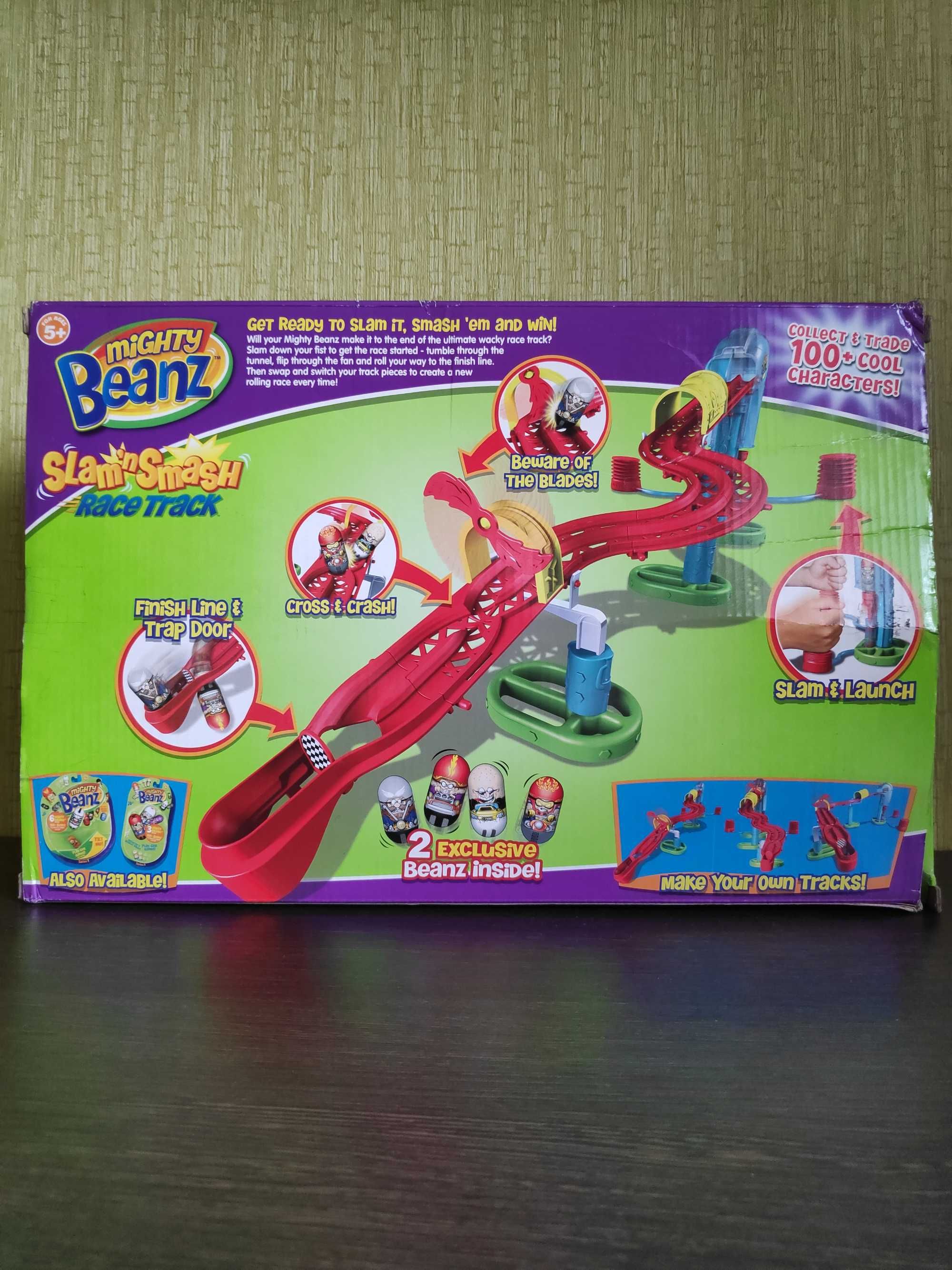 Slam'n Smash Race track