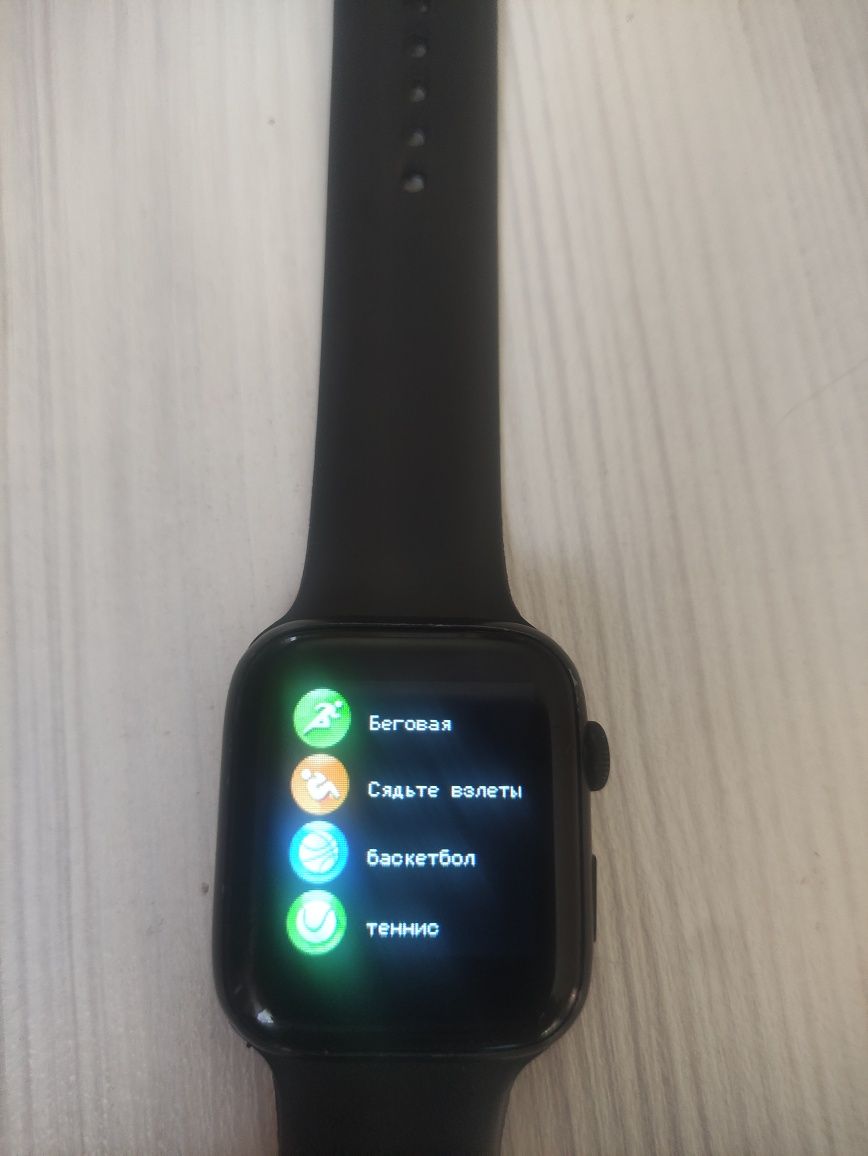 Продам  смарт часы- Smart watch