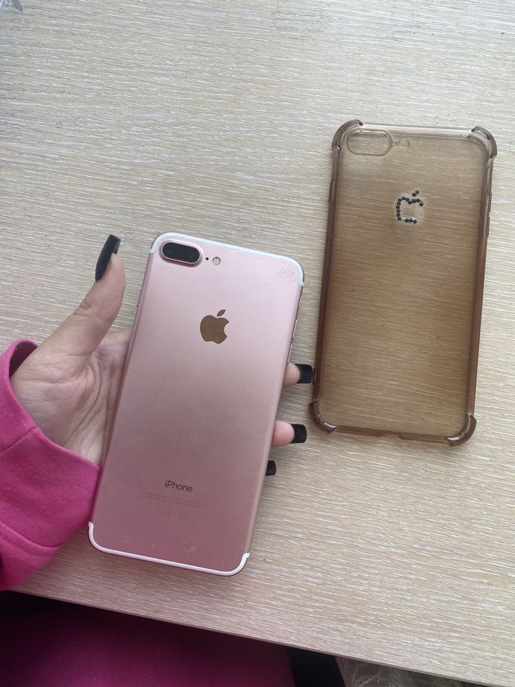 iphone 7+.