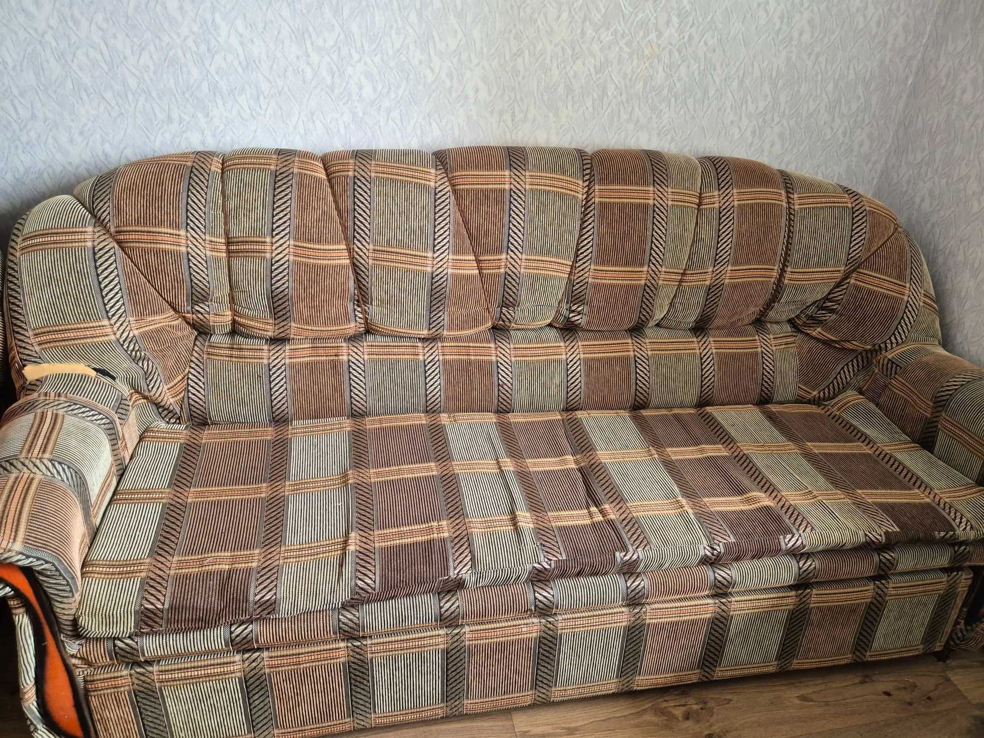 Мягкая мебель для зала