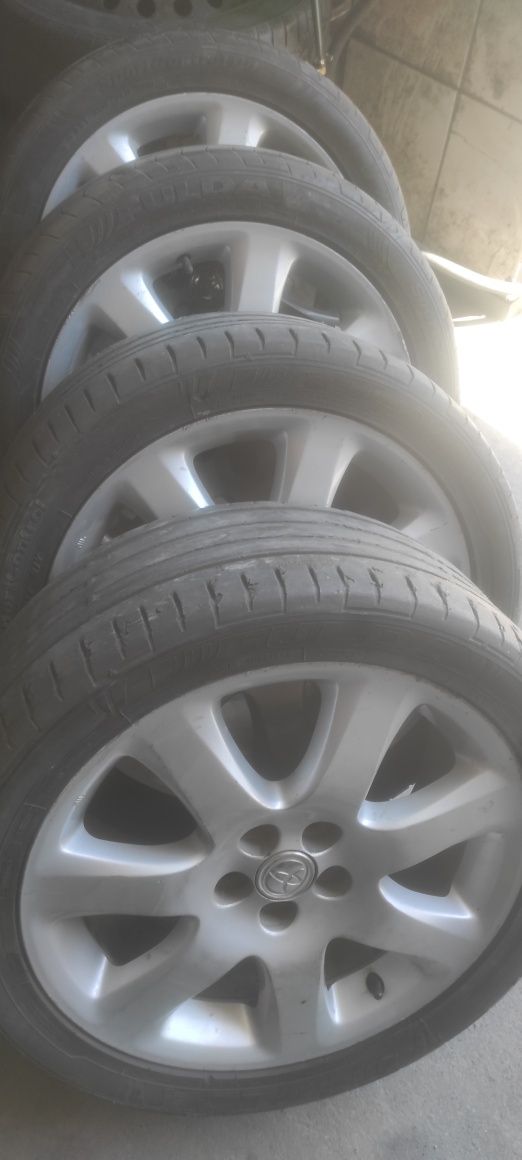 225/45R17  Avensis 5/100