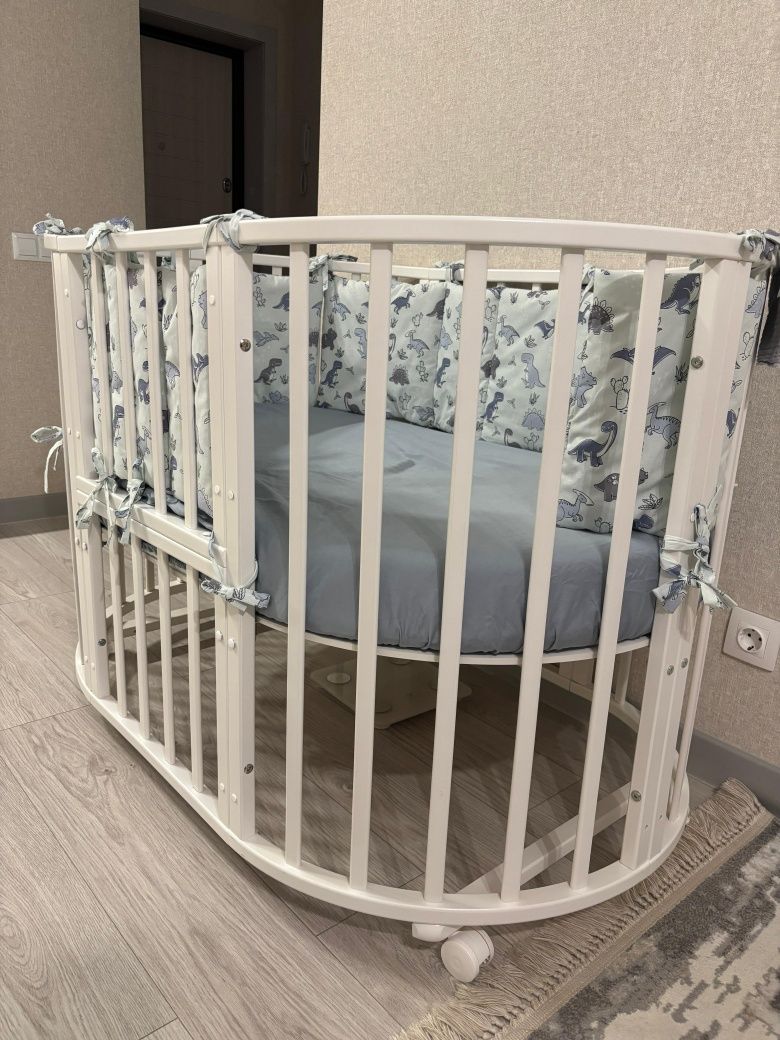 Продам детскую кроватку