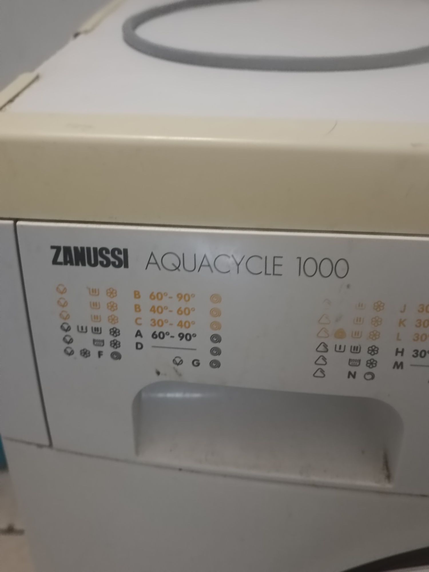 Стиральная машина Zanussi