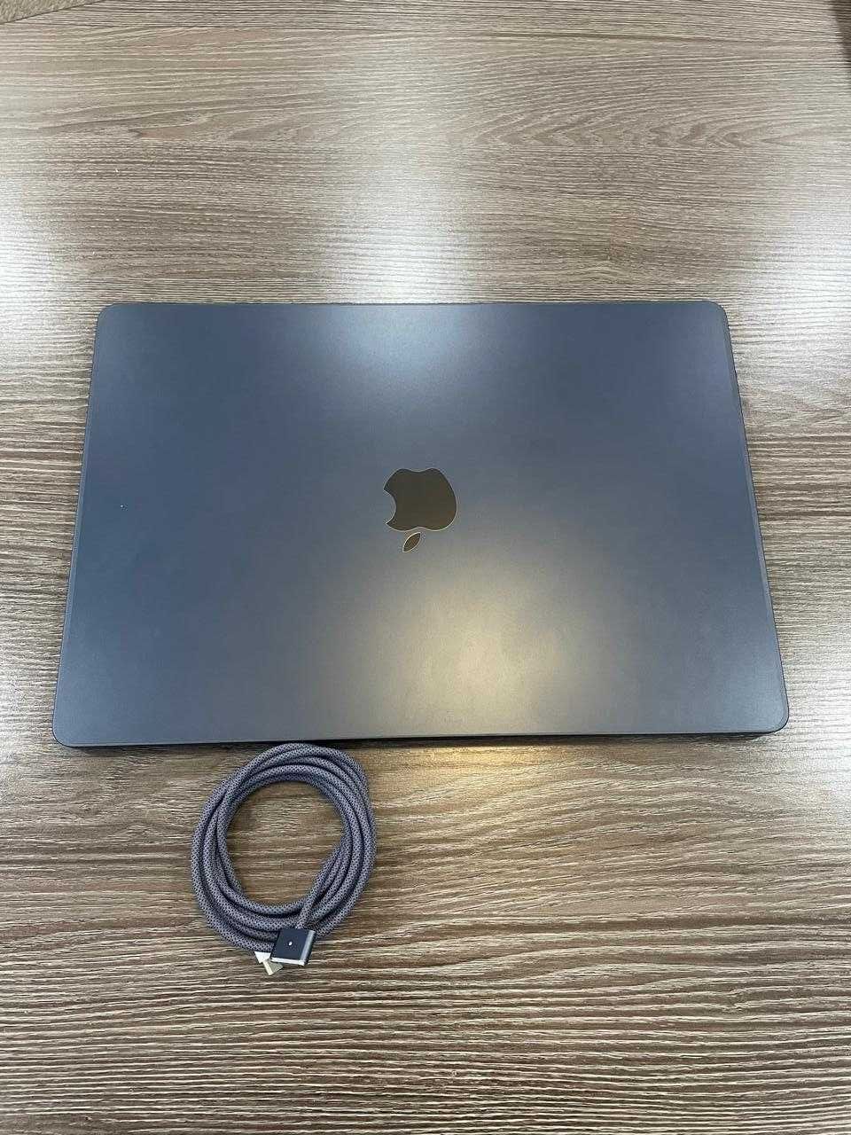 Macbook Air 15 2023 M2