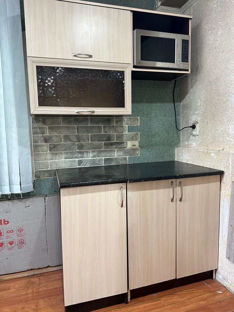 Продам кухонный гарнитур