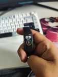 Продам Mi Band 4 оригинальный