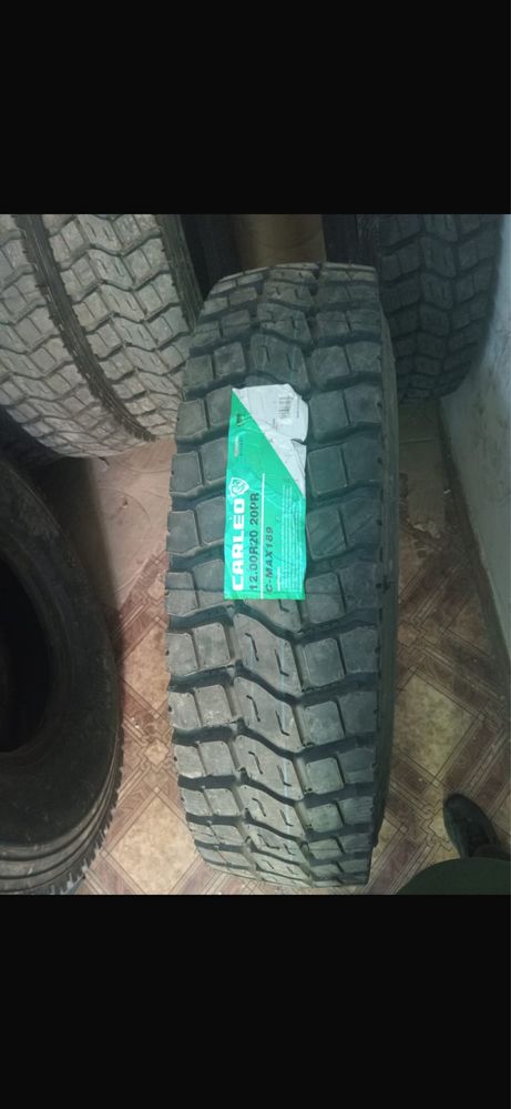 Продам шины 12.00R20 полукарьерка