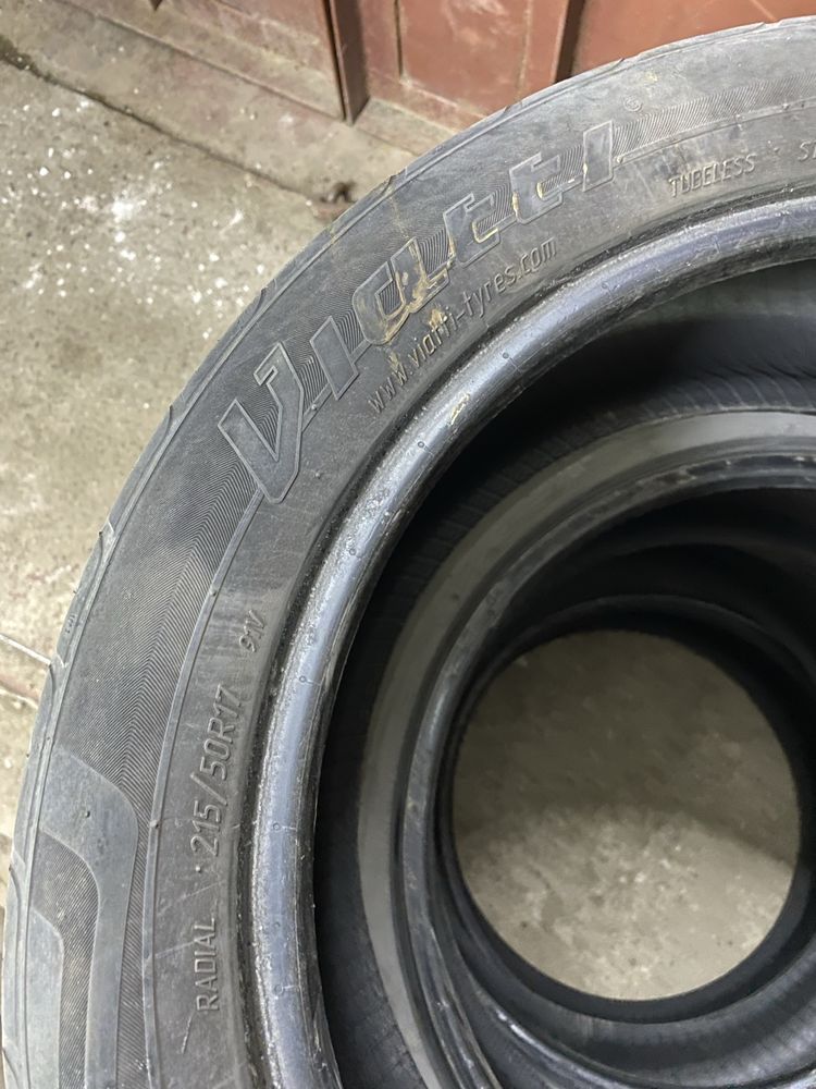 Продам летние шины Viatti 215/50/17