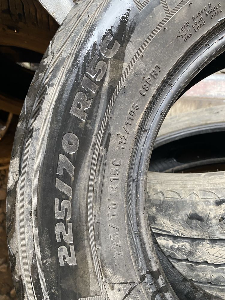 На 15  C 225/70. 2 шт в наличии