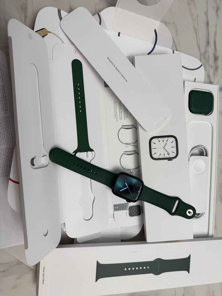 Продам часы apple watch серия 7