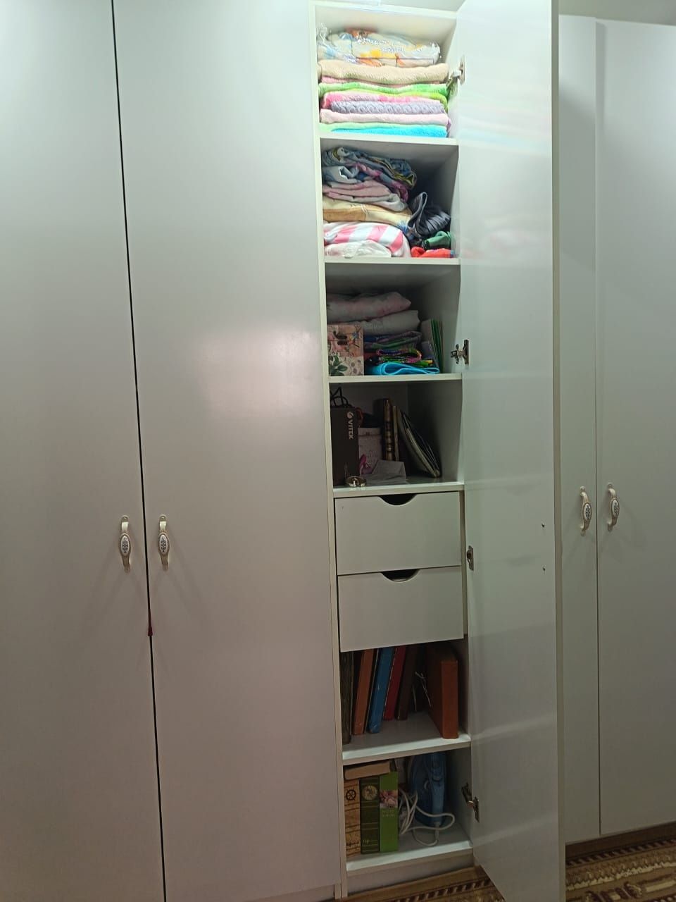 Продам шкаф в прихожую