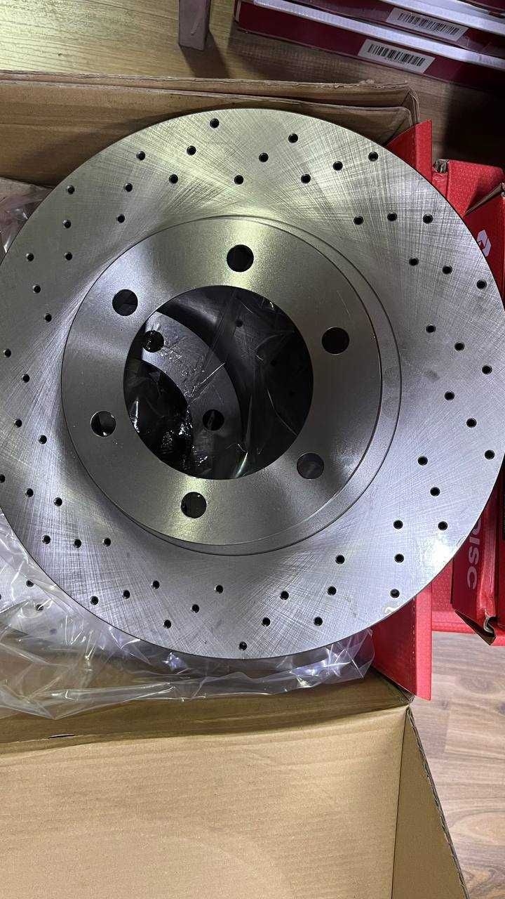 Тормозной диск на Toyota Prius