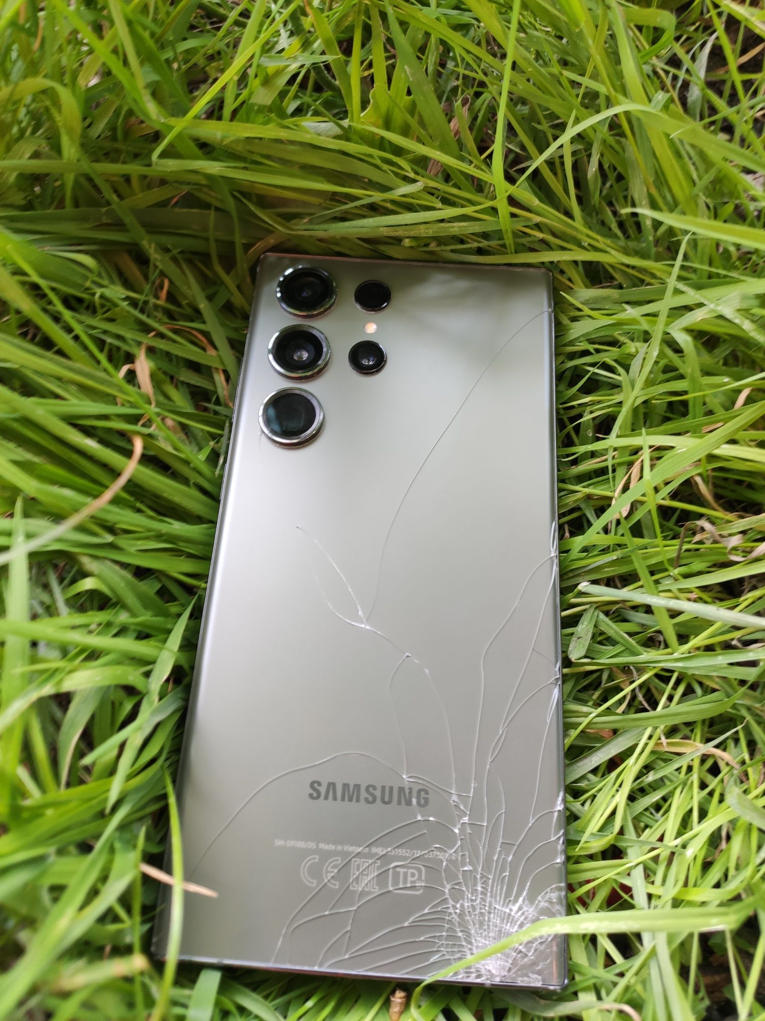 Samsung s23Ultra 12/256