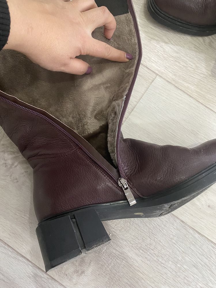 Продам зимние сапоги