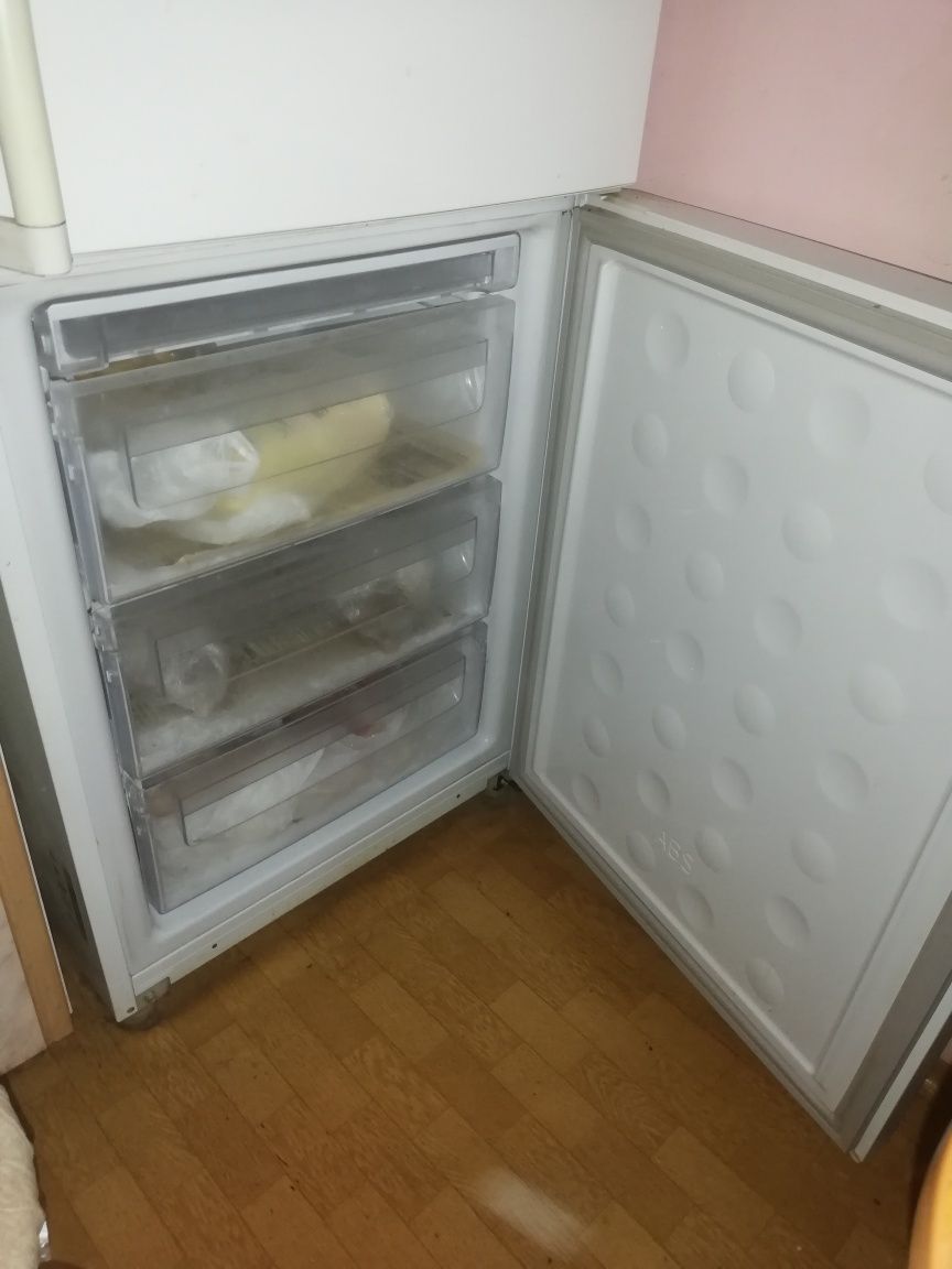 Samsung, (no frost). Идиальный ,ЮЖНАЯ КОРЕЯ , БЕЗ ТОРГА.