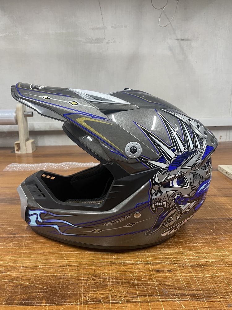 Шлем Nitro Dion Design