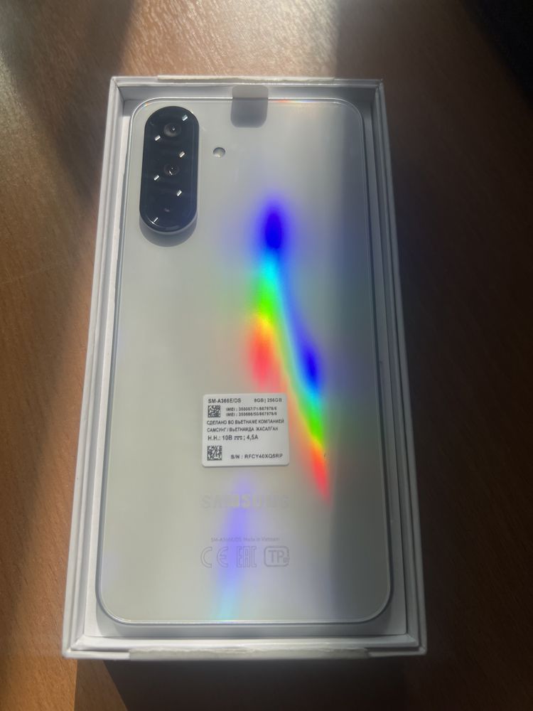 Самсунг А36 256гб