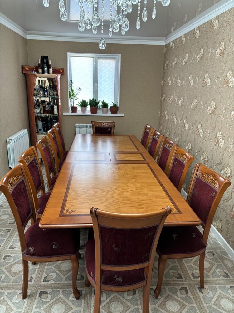 Продам стол