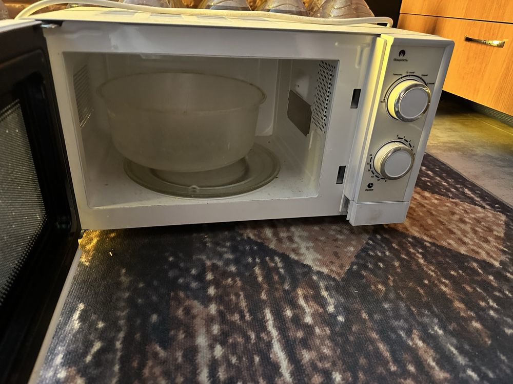 Продам микроволновку