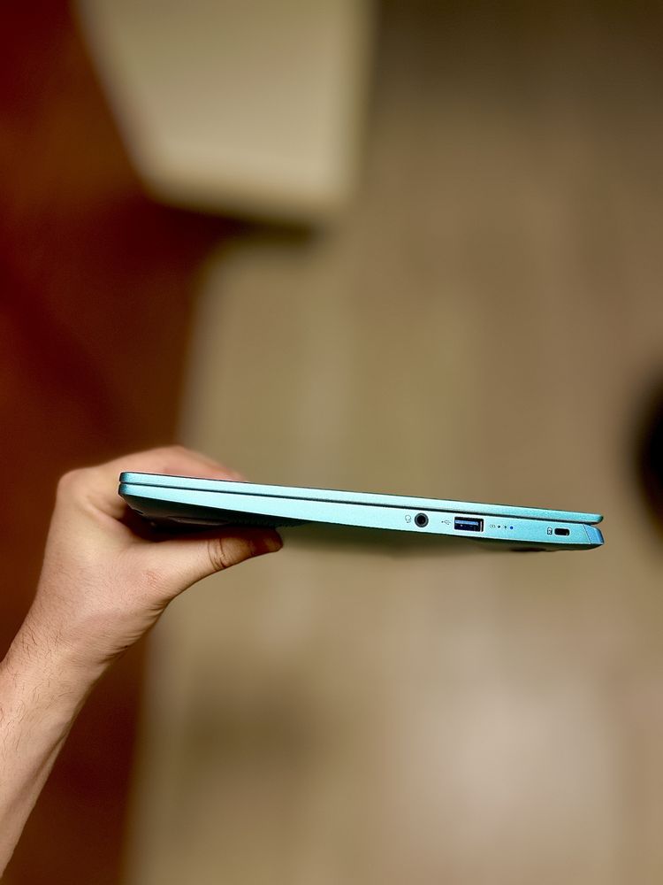 ультрабук  Acer Swift 3 16 ГБ ОЗУ  SSD 512 ГБ обмен на Айфон