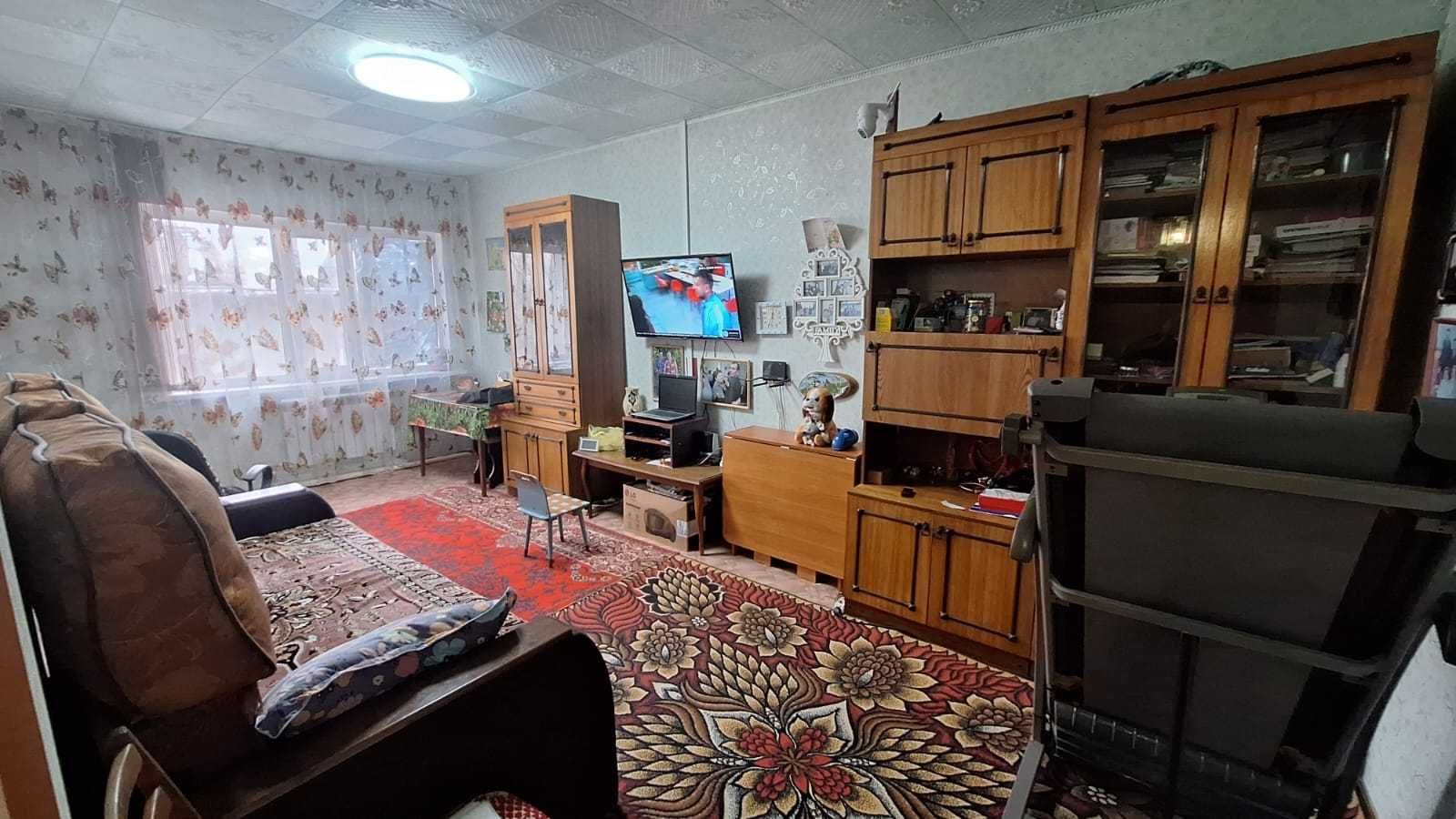Продам двухкомнатную квартиру в районе КЖБИ