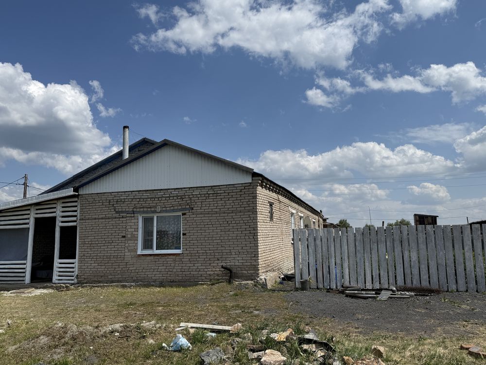 Продам дом с участком.