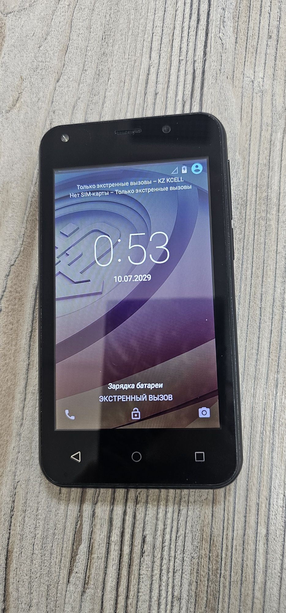 Смартфон Prestigio Wize L3.