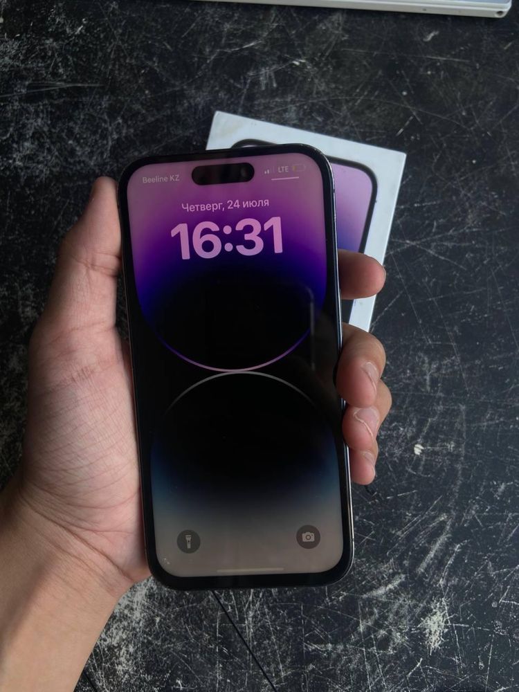 Продам IPhone 14 PRO