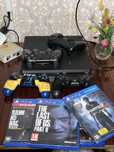 Playstation 4, больше 10 игр , 3 джойстика