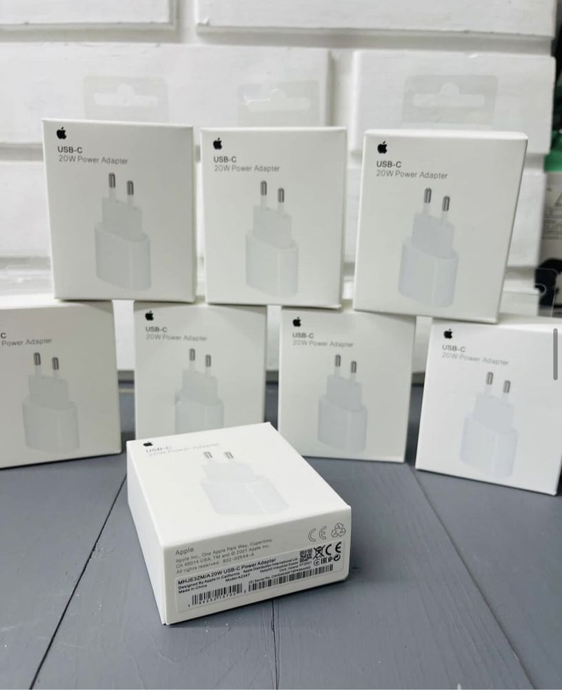 Быстрая зарядка на айфон, адаптер 20w, usb iphone