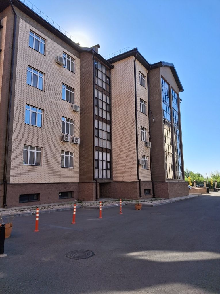 Продаём квартиру ЖК Элит.Ботаническая 107 квадратов,поддоны,газели.