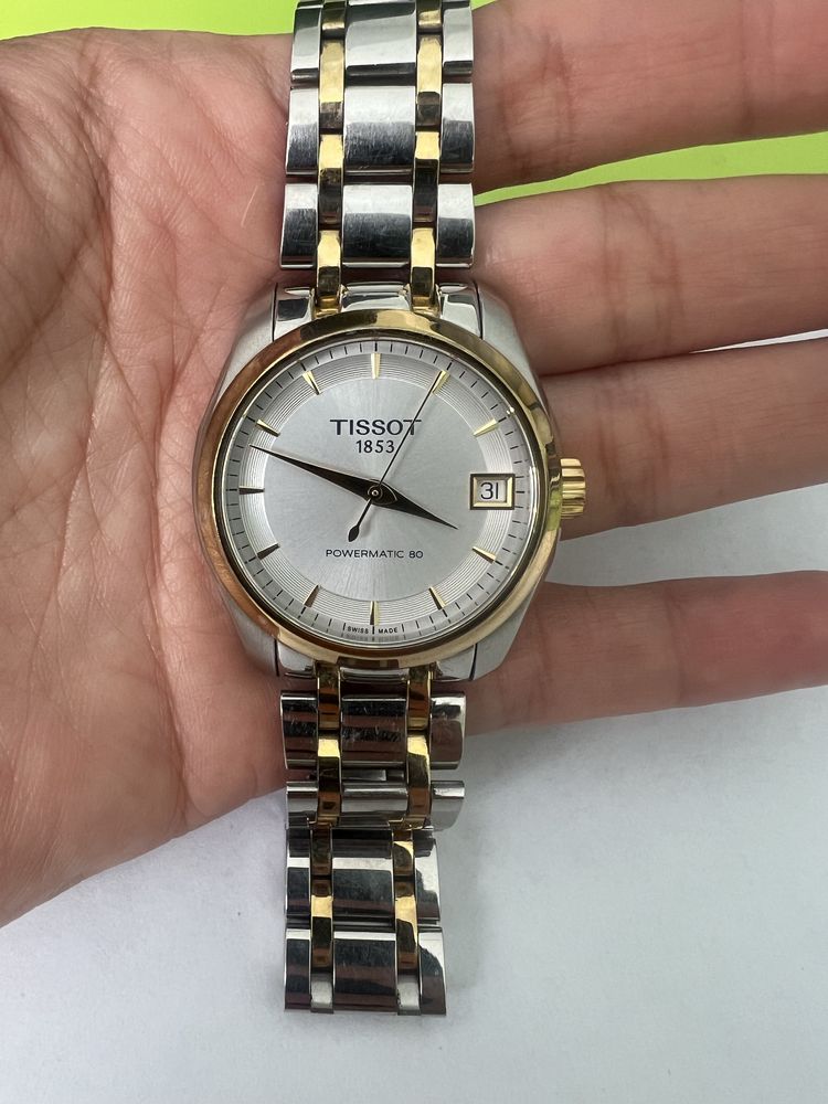 Продам часы Tissot