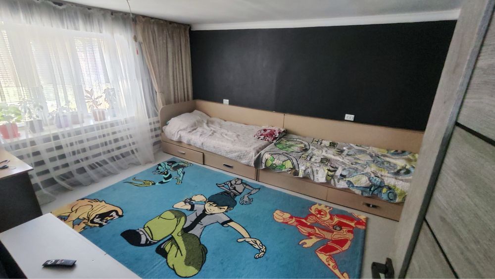 Продам дом в центре Есика