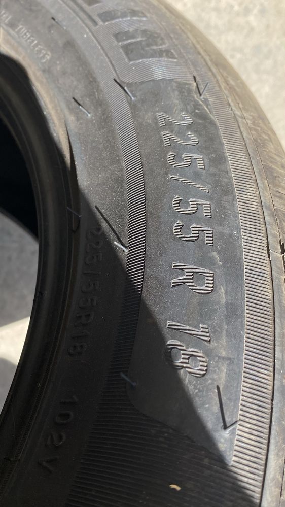 225/55/18  michelin