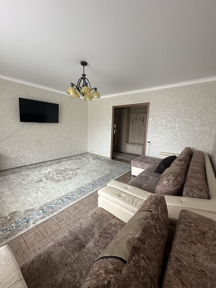 Продам 5 комнатную квартиру