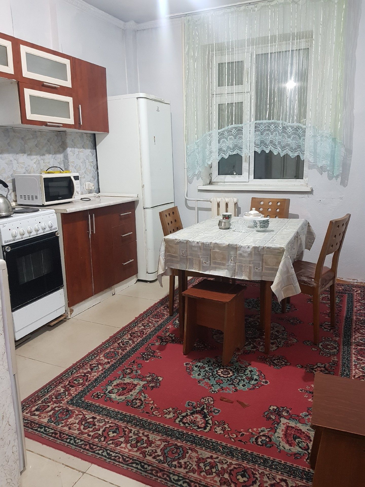 Срочно сдам 2 х комнатную квартиру в спальном районе
