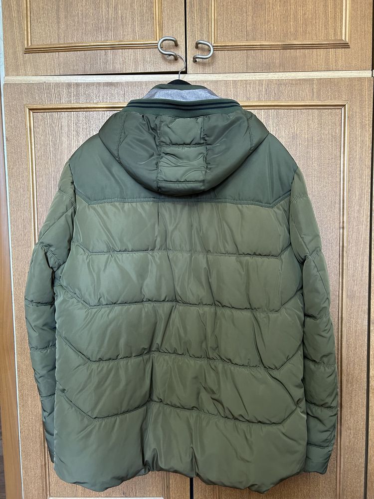 Продам мужскую теплую куртку tom tailor