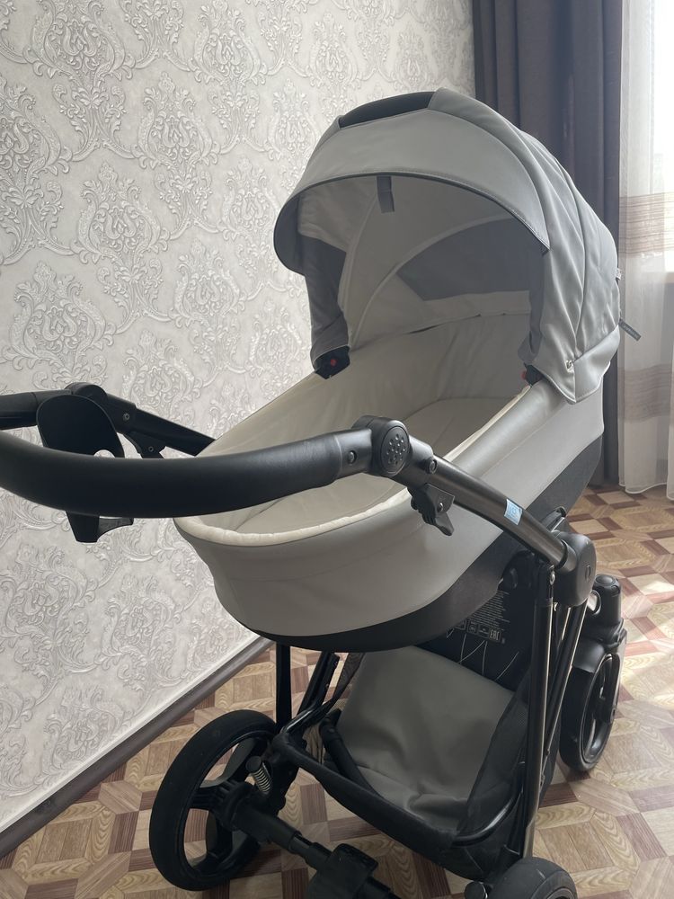 Продам коляску 2в1 в хорошем состоянии.