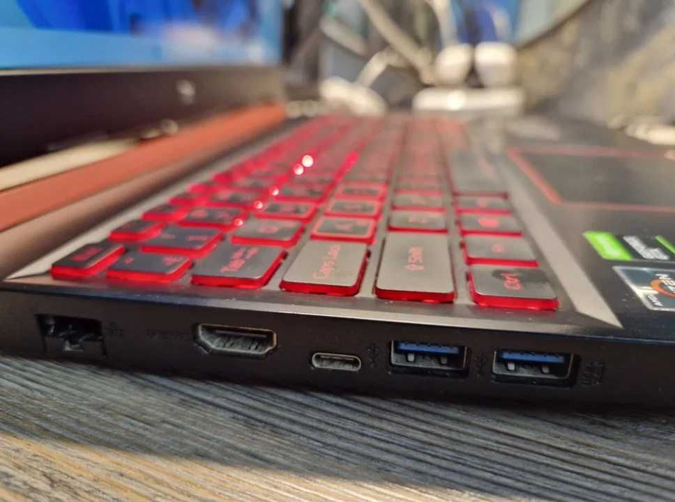 Acer Nitro Игровой ноутбук состояние норм\2