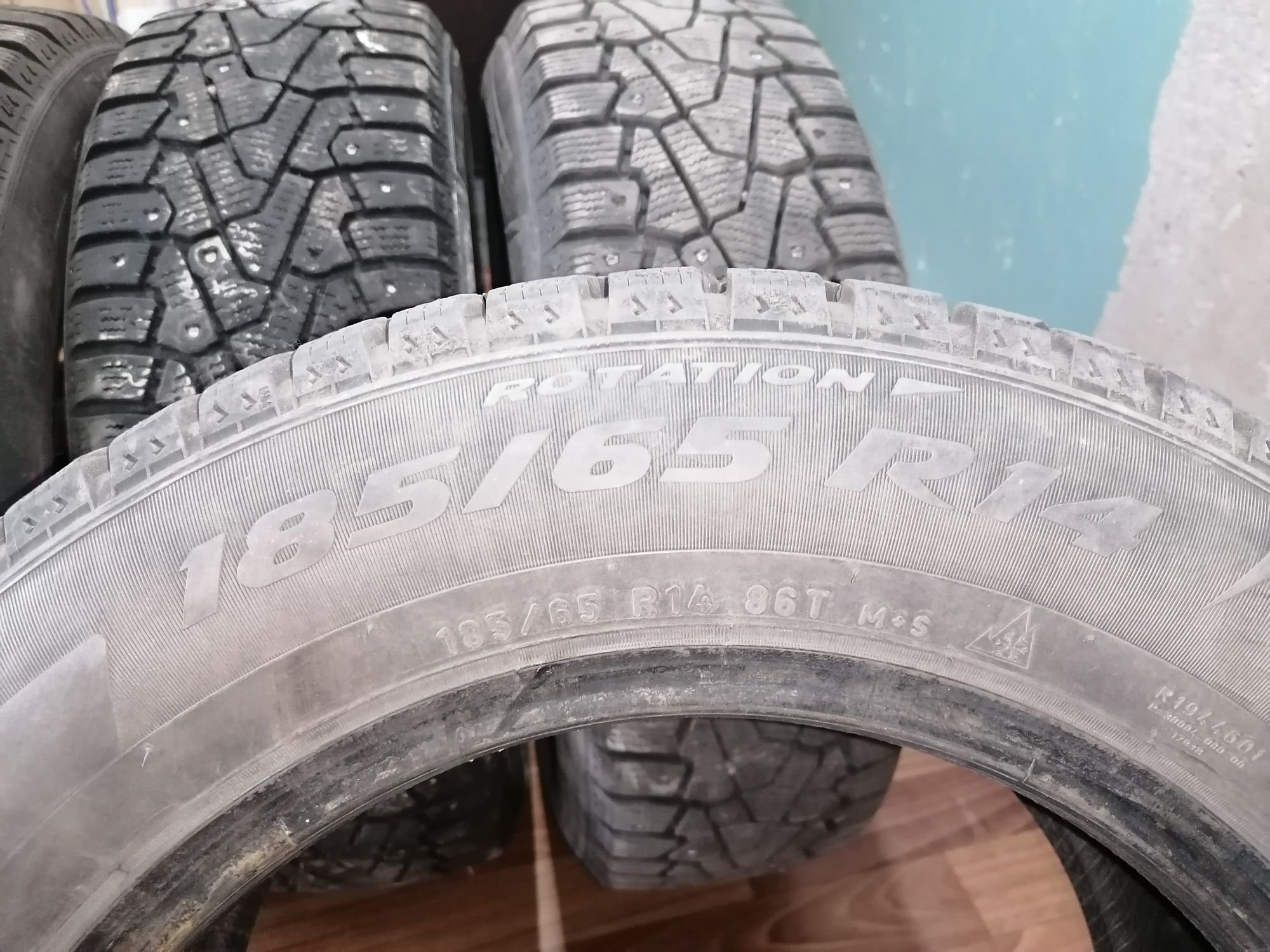 Продам зимние шины R14