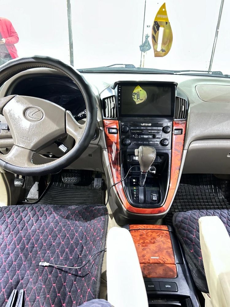 Продам Lexus-RX300