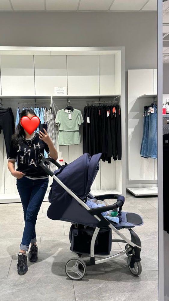 Продам коляску Babyton Cosmo в темно синем цвете