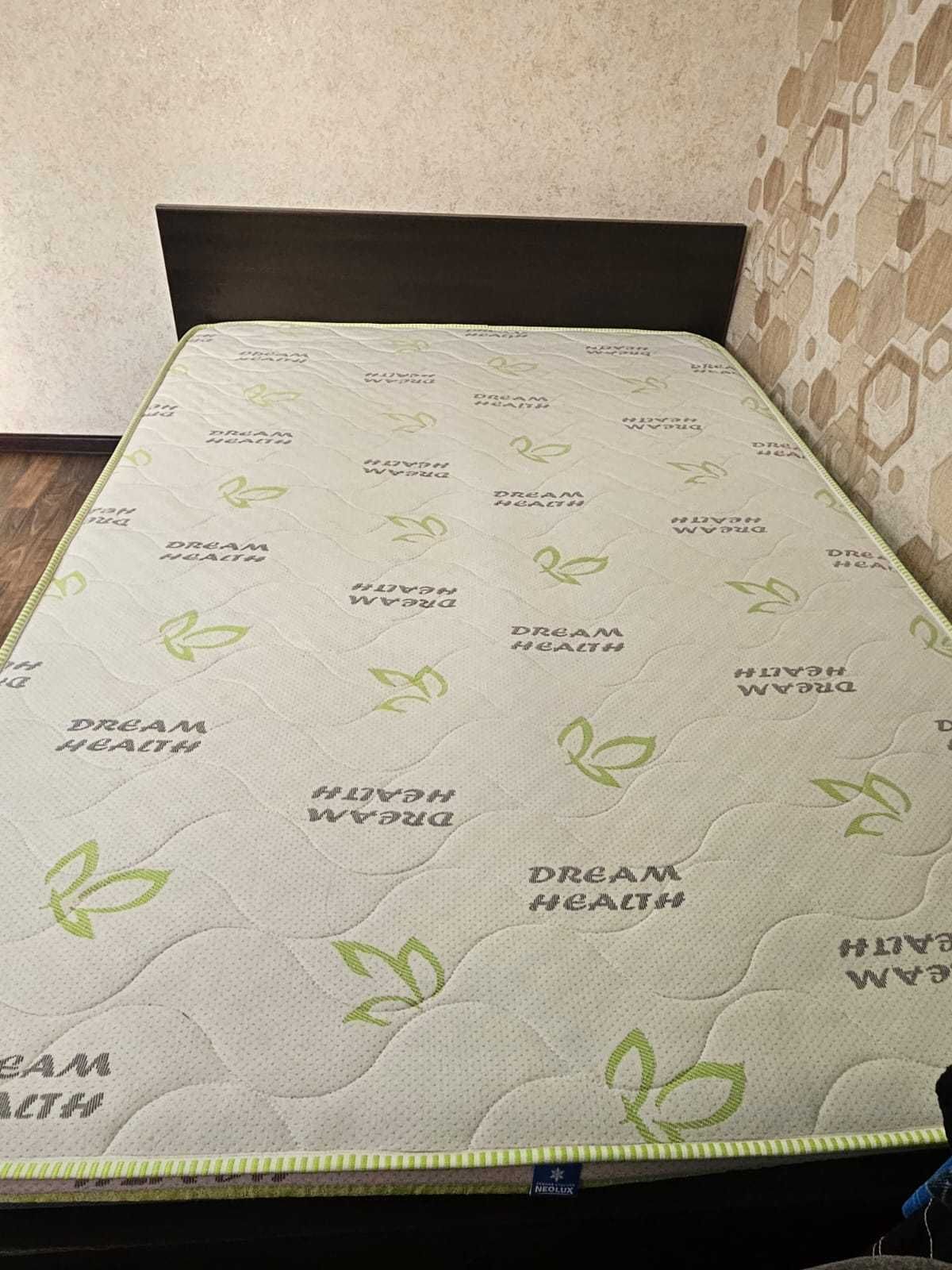 Продам кровать в хорошем состоянии б\у.