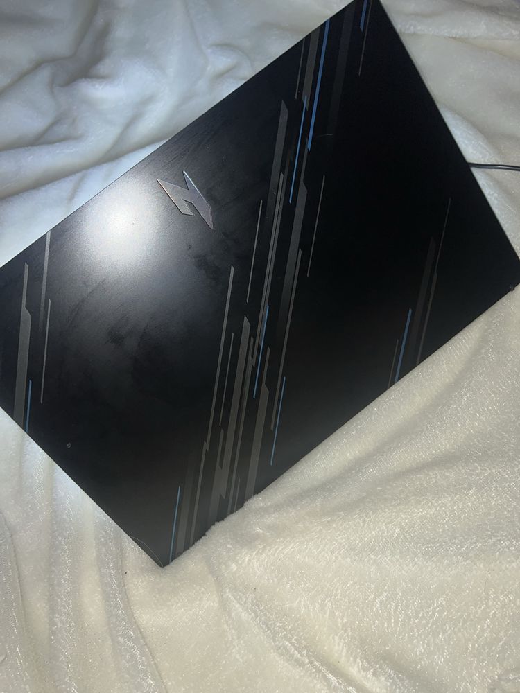 Игровой ноутбук Acer nitro v15