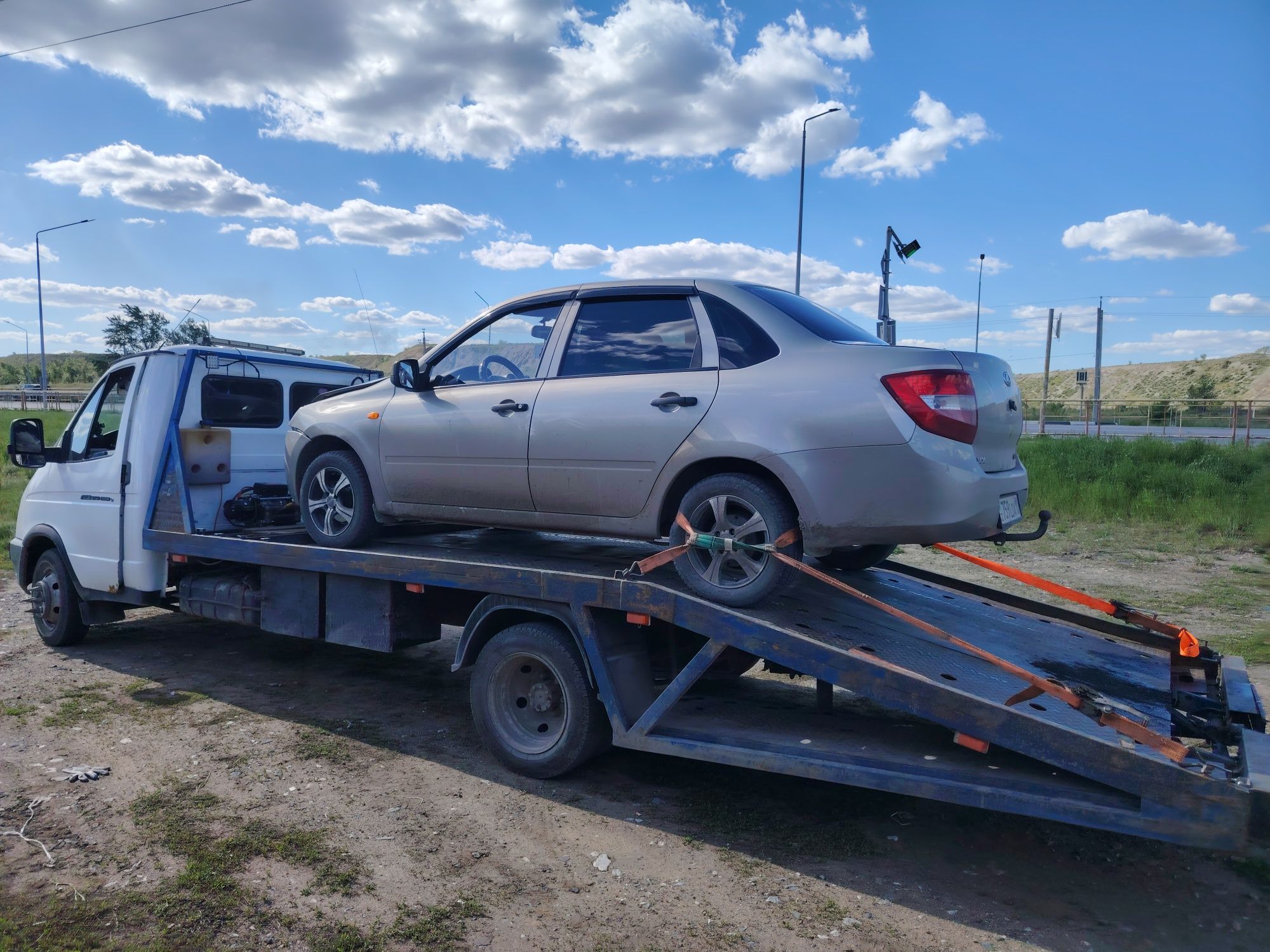 Дешево и скидки, услуги эвакуатора