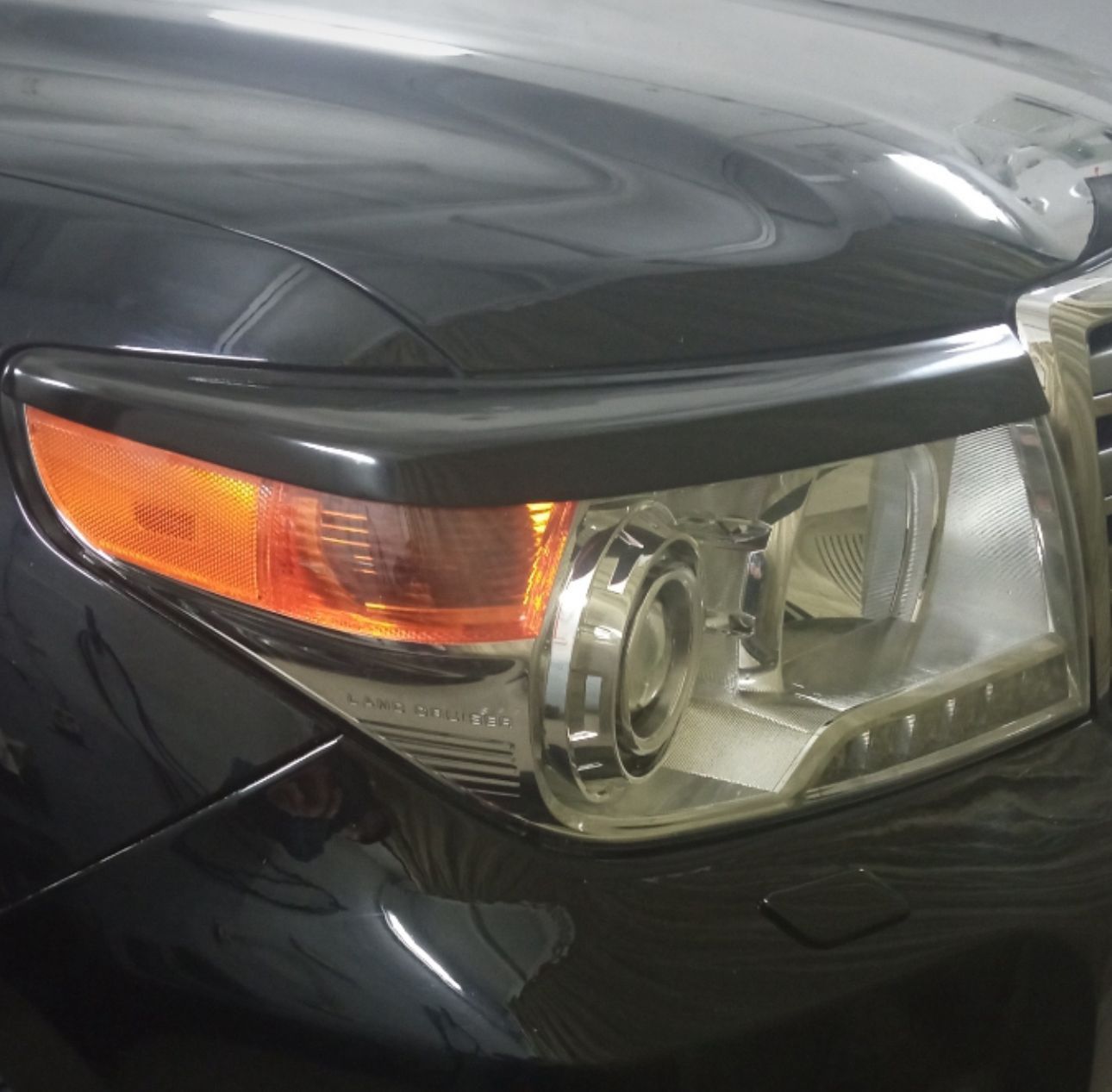 Уплотнитель капота Toyota land cruiser 200 lexus LX 570