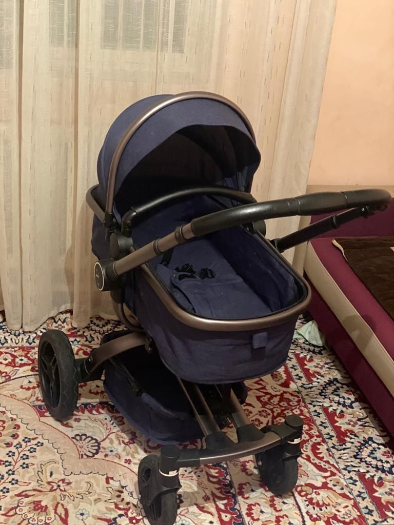 Коляска Алматы б.у.в отличном состояний!