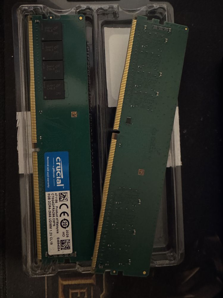 Продам комплект оперативной памяти ddr4 2666 MHz, 16Gb, crucial
